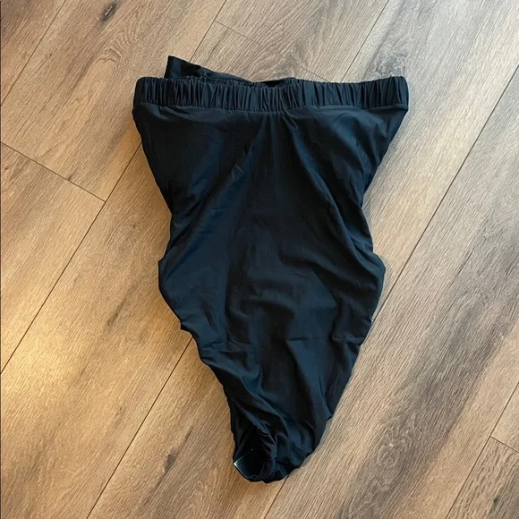 Anthropologie Celandine Suzanna Strapless Bow One Piece Swimsuit- Large - Picture 5 of 7